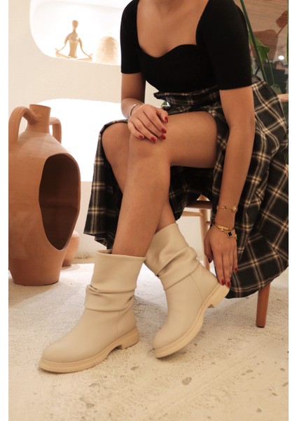 Chelby Bej Cilt Dikişli Taban Körüklü Günlük Kadın Botu