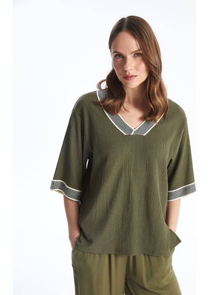 Yeni Sezon V Yaka Desenli Oversize Dokulu Kadın Bluz