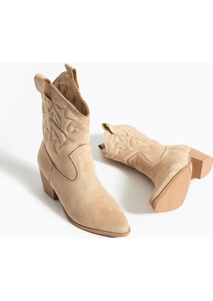 Kadın Sivri Burunlu Topuklu Bot Western - Bej