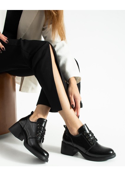 Kadın Bağcıklı Yüksak Taban Topuklu Ayakkabı Diva - Siyah fiyatları