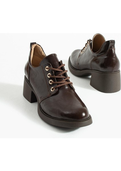 Kadın Bağcıklı Yüksak Taban Topuklu Ayakkabı Diva - Kahverengi