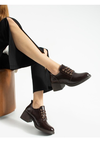 Kadın Bağcıklı Yüksak Taban Topuklu Ayakkabı Diva - Kahverengi fiyatları