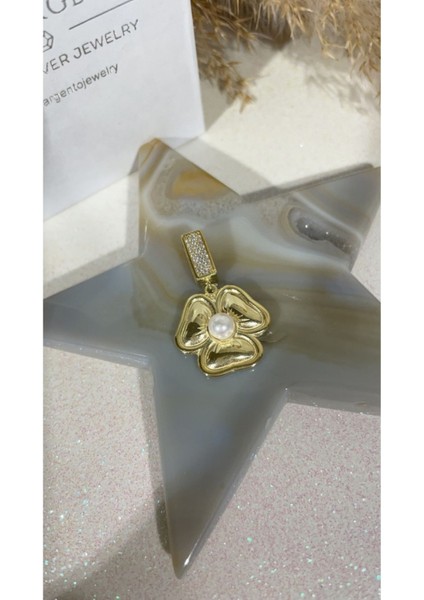 Incili Yonca Kolye Ucu