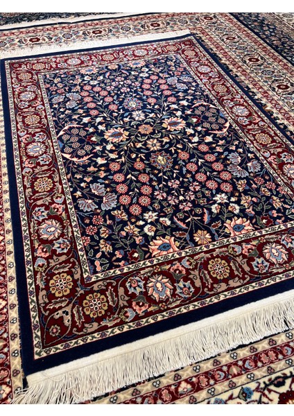 El Dokuma Hereke Halısı Imzalı Yedi Dağın Çiçeği Model Birinci Sınıf Kalite Ebat 130X91 fırsatları