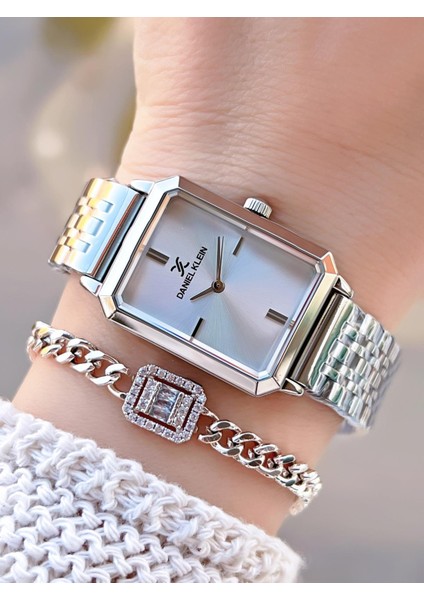 Çelik Kordonlu 2 Yıl Garantili 3 Atm Suya Dayanıklı Kadın Kol Saati+Bileklik BD.13785.1