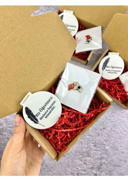 Öğretmenler Günü Hediyesi Ayna ve Broş Seti Rozet