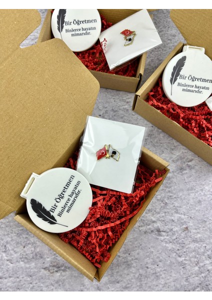 Öğretmenler Günü Hediyesi Ayna ve Broş Seti Rozet modelleri
