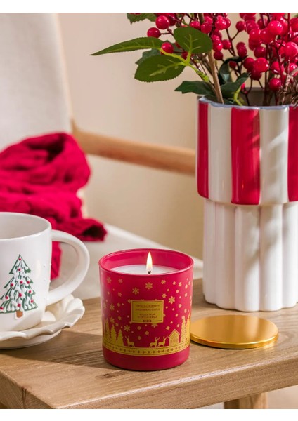 Home Kırmızı Yılbaşı Temalı Zencefil Kurabiye Kokulu Bardak Mum 190 G