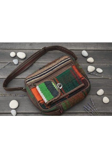 Otantik Dokuma Kilim Kadın Omuz Çantası fiyatları