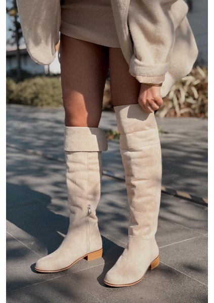 Jolvern Kadın Çizme Bej Süet Püskül Detaylı