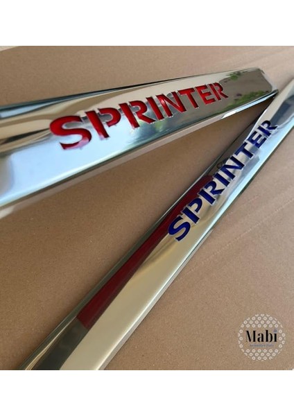 Mercedes Sprinter Krom Kırmızı ve Mavi LED Işıklı Plaka Üstü 2006-2017