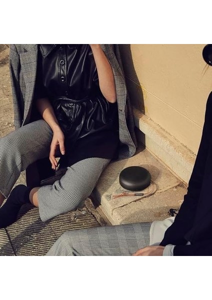 & Olufsen Beosound A1 - Bluetooth Hoparlör - Su Geçirmez, Taşınabilir, Görüşmeler Için Mikrofona Sahip, 360 Derece Ses - Siyah fiyatları