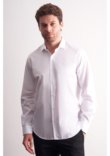 Beyaz Yarım Italyan Yaka Uzun Kol Premium Slim Fit %100 Pamuk Gömlek 1004255197 modelleri
