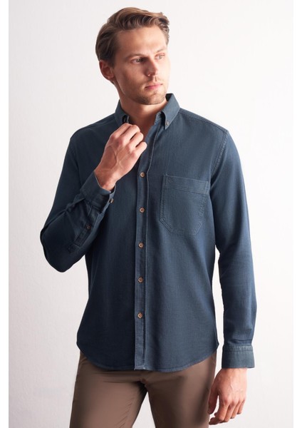 Lacivert - Haki Uzun Kol Düğmeli Yaka Kendinden Desenli %100 Pamuk Slim Fit Gömlek 1004255199 modelleri