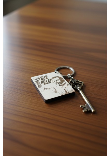 Ekrem Imamoğlu "her Şey Çok Güzel Olacak" Sloganlı Lazer Kazıma Ahşap Anahtarlık - 4X5CM Özel Boyut modelleri