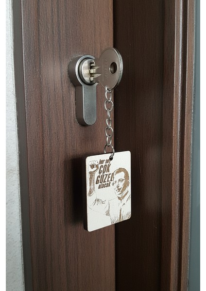 Ekrem Imamoğlu "her Şey Çok Güzel Olacak" Sloganlı Lazer Kazıma Ahşap Anahtarlık - 4X5CM Özel Boyut