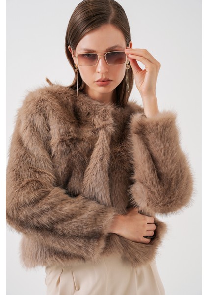 Kadın Peluş Kürk Mont 5225 - Bisküvi indirimleri