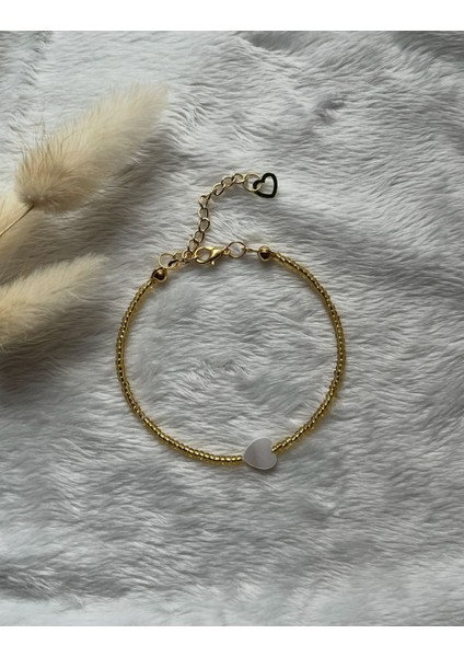 Kalp Sedef Taşı Altın Boncuklu El Yapımı Bileklik