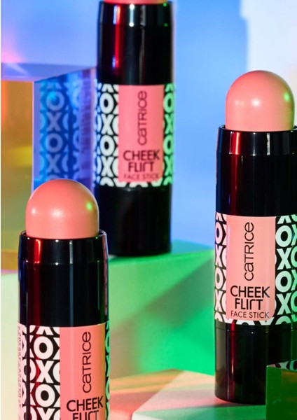 Stick Formda Kremsi Allık, Yüksek Pigment & Pratik Uygulama