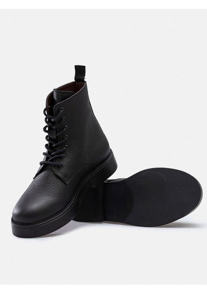 Siyah Bağcıklı Hakiki Deri Kadın Bot fiyatları