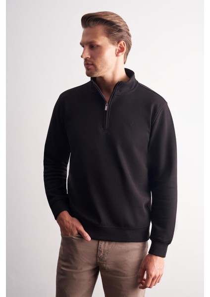 Siyah Uzun Kol Hakim Yaka Düz Pamuklu Comfort Fit Sweatshirt 1013255151