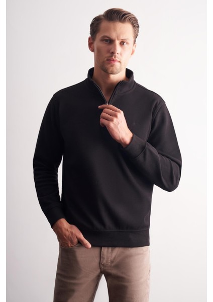 Siyah Uzun Kol Hakim Yaka Düz Pamuklu Comfort Fit Sweatshirt 1013255151 modelleri