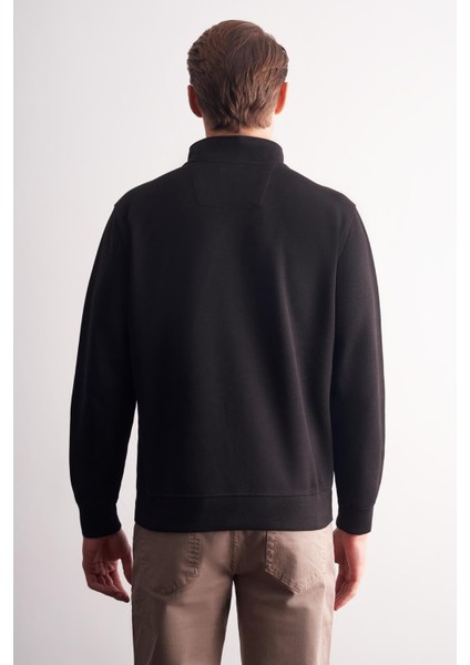 Siyah Uzun Kol Hakim Yaka Düz Pamuklu Comfort Fit Sweatshirt 1013255151 indirimleri