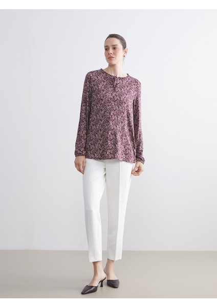 Yeni Sezon Bağlamalı Yaka Desenli Bluz fiyatları