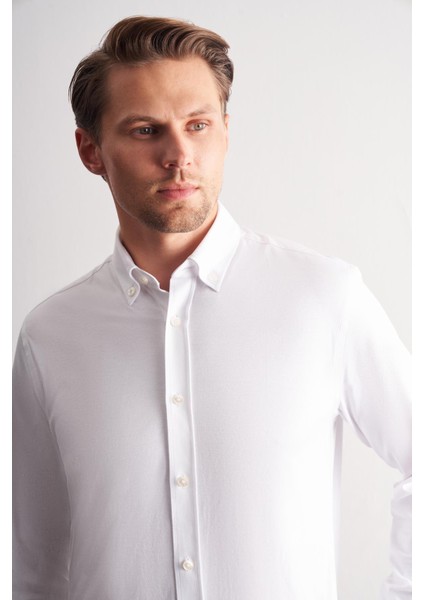 Beyaz Düğmeli Yaka Örme Uzun Kol Performans Ürün Slim Fit %100 Pamuk Gömlek 1004255271 fırsatları