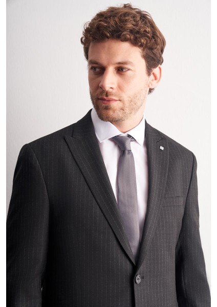 Siyah - Gri Kırlangıç Yaka Çizgili Desen Esnek 6 Drop Slim Fit Classic Takım Elbise 1001255161 fırsatları
