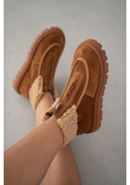 Bruve Ön Fermuar Detaylı Kürklü Hakiki Deri Süet Kadın Bot-Taba