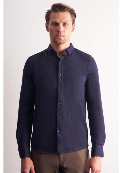 Lacivert Uzun Kol Düğmeli Yaka Kendinden Desenli Pamuklu Slim Fit Gömlek 1004255267