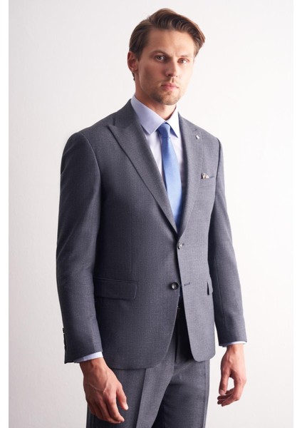 Koyu Lacivert Kırlangıç Yaka Çizgili Desen Slim Fit 6 Drop Takım Elbise 1001255166