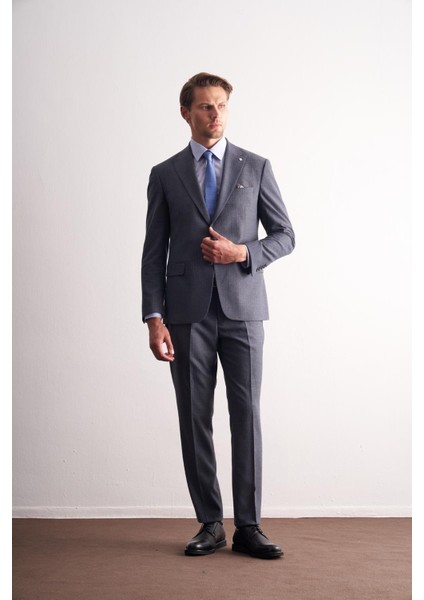 Koyu Lacivert Kırlangıç Yaka Çizgili Desen Slim Fit 6 Drop Takım Elbise 1001255166 fiyatları