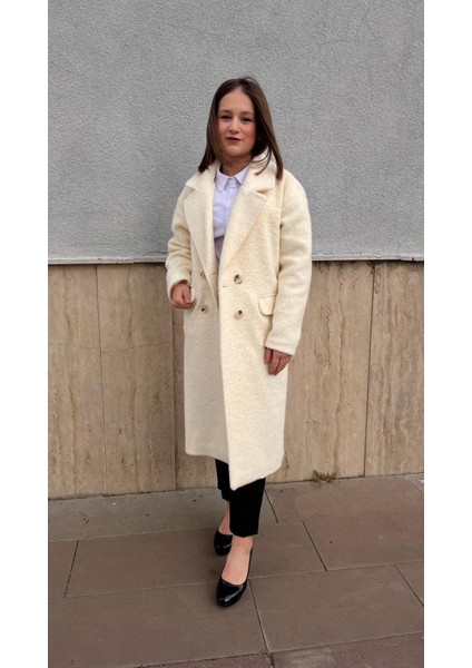 Kruvaze Düğmeli Cep Detaylı Kaşe Kaban fırsatları