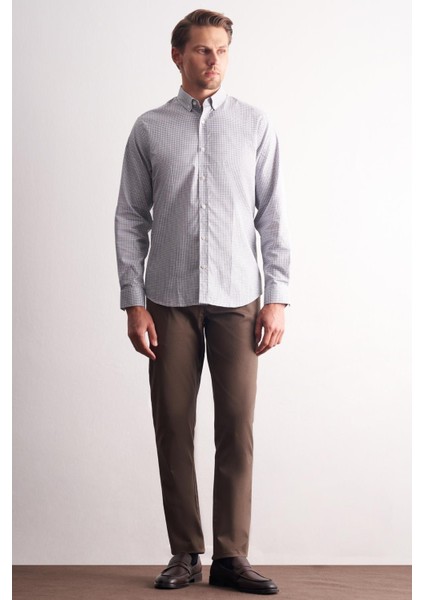 Beyaz - Haki Düğmeli Yaka Kareli Desen Uzun Kol Premium Slim Fit %100 Pamuk Gömlek 1004255185 fiyatları