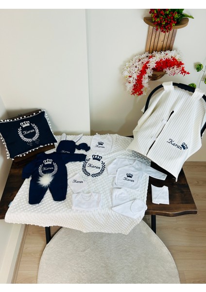 Nakışlı Isimli Hastane Çıkış Seti, Takı Yastığı ve Puset Örtüsü %100 Pamuk 12 Parça 0-3 Ay