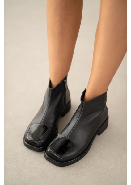 Aureine Hakiki Deri Yandan Fermuarlı Küt Burun Kadın Bot- Siyah