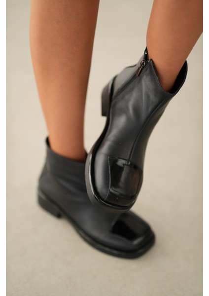 Aureine Hakiki Deri Yandan Fermuarlı Küt Burun Kadın Bot- Siyah fırsatları