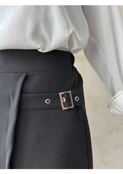 Sptrns Kadın Tokalı Şort Etek Siyah S25449 (Beden: S) fırsatları