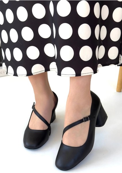 Yzlal Kier Siyah Cilt Topuklu Ayakkabı (Numara: 38) modelleri