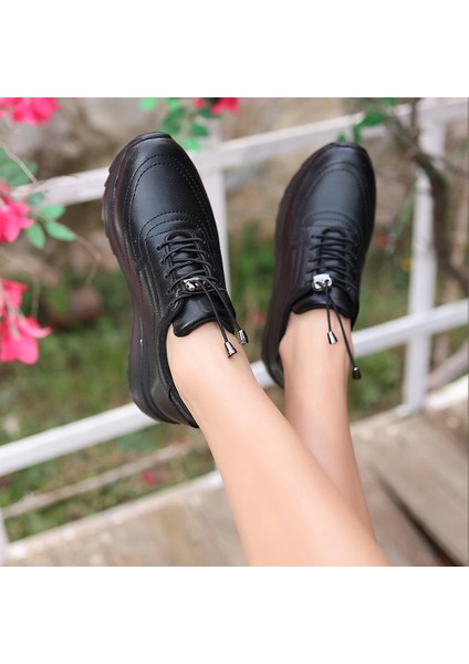 Yzlal Romy Siyah Cilt Bağcıklı Spor Ayakkabı (Numara: 36) fırsatları