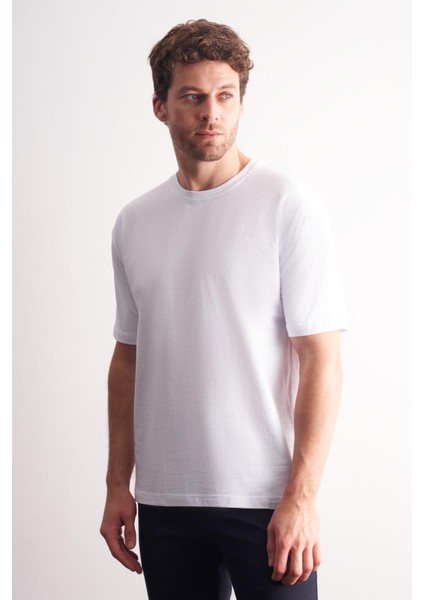 Beyaz Bisiklet Yaka Kısa Kol Slim Fit Pamuklu Basic Tişört 1011255106 modelleri