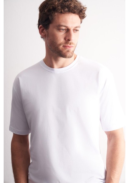 Beyaz Bisiklet Yaka Kısa Kol Slim Fit Pamuklu Basic Tişört 1011255106 fırsatları