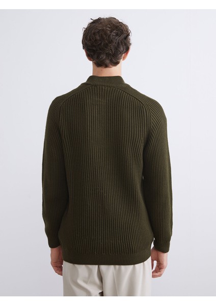 Yeni Sezon Dik Yaka Uzun Kollu Erkek Triko Kazak fırsatları