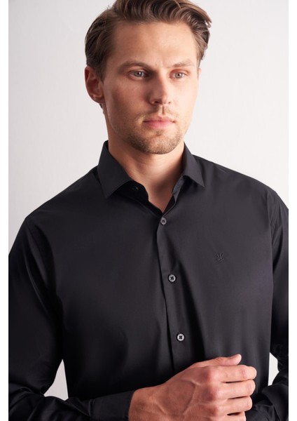 Siyah Yarım Italyan Yaka Uzun Kol Premium Slim Fit Pamuklu Gömlek 1004255198 fırsatları