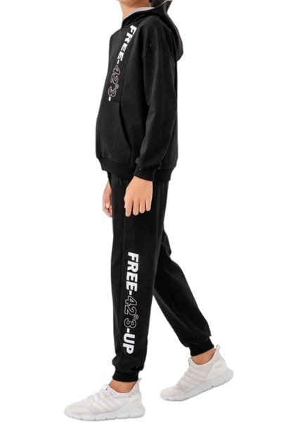 Erkek Çocuk Free Koordinat Yazılı Kapüşonlu Kanguru Cepli Siyah Renk Eşofman Takımı fırsatları