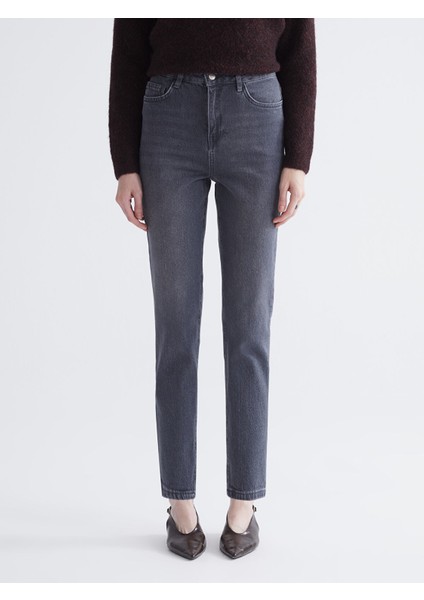 Yeni Sezon Mom Fit Kadın Jean Pantolon fiyatları