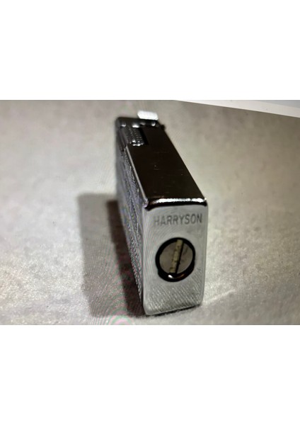 Harryson Antika Gazlı Çakmak - Sorunsuz Çalışır Durumda