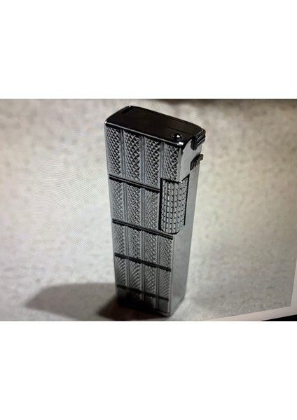 Harryson Antika Gazlı Çakmak - Sorunsuz Çalışır Durumda